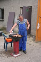 Vom professionellen Bratwurstbrater.